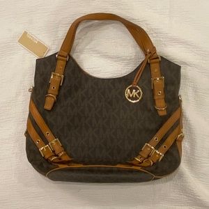 Michael Kors Milo Tote